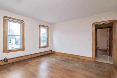 16 Monroe St, Chicopee, MA 01020 photo 25