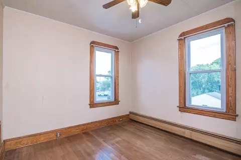 16 Monroe St, Chicopee, MA 01020 photo 28