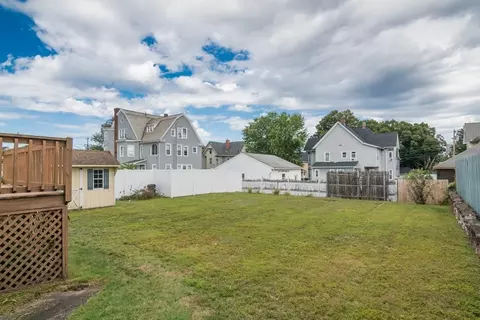 16 Monroe St, Chicopee, MA 01020 photo 39