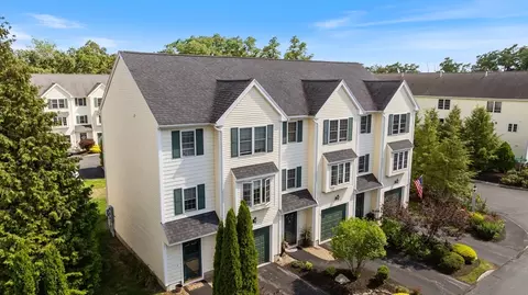 9 Partridge Ln #A, Salisbury, MA 01952