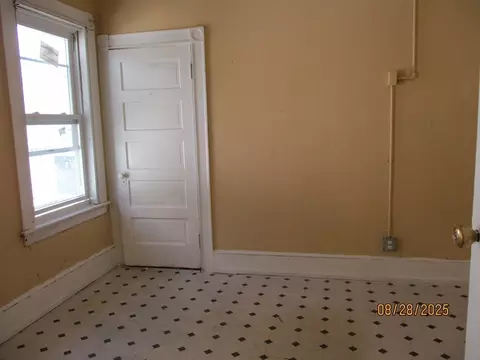 49 B Eutaw # A, Lawrence, MA 01841 photo 3