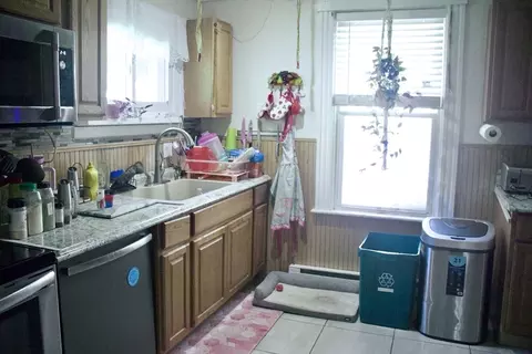 1 Clive St, Worcester, MA 01603 photo 8