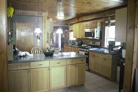 1 Clive St, Worcester, MA 01603 photo 16