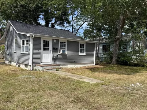 Exterior - 13 Fir St, Wareham, MA 02571 photo 1 of 5