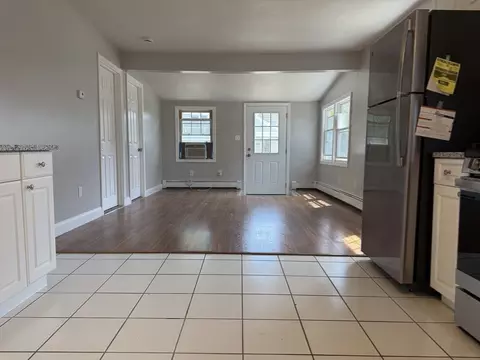 Living - 13 Fir St, Wareham, MA 02571 photo 2 of 3