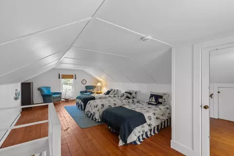 Bedroom - 30 Sunset Ln, Bourne, MA 02532 photo 4 of 5