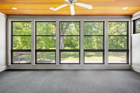 Exterior - 8 Evergreen Ln, Hingham, MA 02043 photo 1 of 7