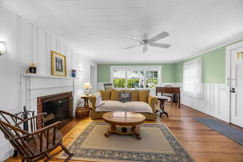 7 Spruce Dr, Pocasset, MA 02559 photo 5