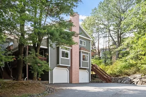 32 Whalers #C, Salem, MA 01970