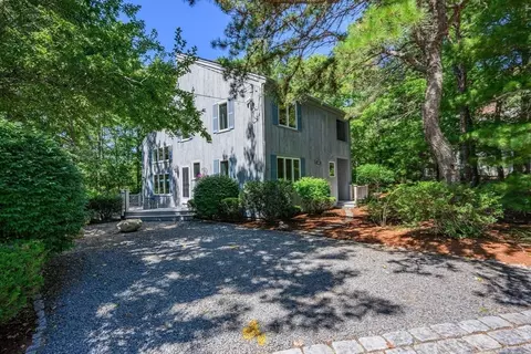20 Holly Rd, Mashpee, MA 02649 photo 32