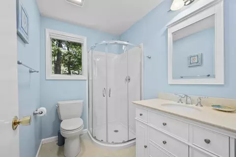 20 Holly Rd, Mashpee, MA 02649 photo 12