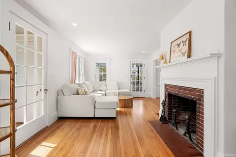 Living - 11 Sherman St, Beverly, MA 01915 photo 1 of 4