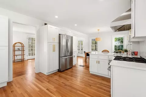 Kitchen - 11 Sherman St, Beverly, MA 01915 photo 3 of 5