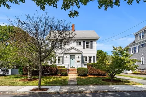 11 Sherman St, Beverly, MA 01915
