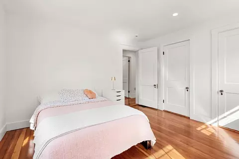 Bedroom - 11 Sherman St, Beverly, MA 01915 photo 3 of 4