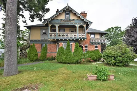 227 W Elm St #3, Brockton, MA 02301