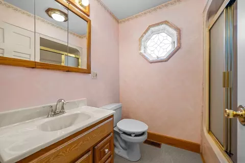 289 King Philip St, Fall River, MA 02724 photo 21