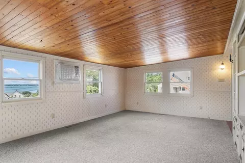 289 King Philip St, Fall River, MA 02724 photo 13
