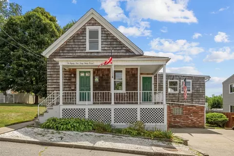 289 King Philip St, Fall River, MA 02724