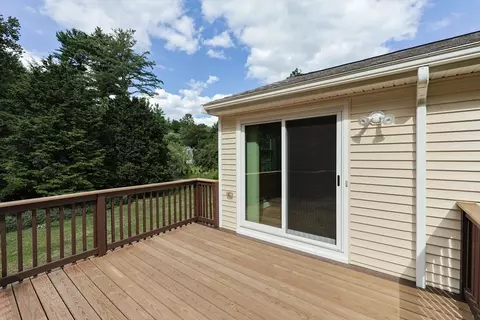 37 Oakleaf Dr, Mansfield, MA 02048 photo 30