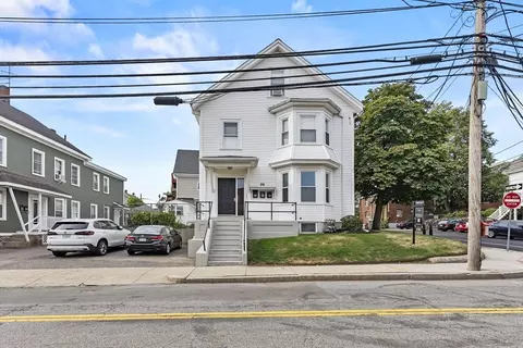 99 Pine St, Waltham, MA 02453