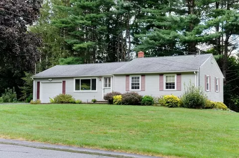 4 Crescent Ter, Ware, MA 01082 photo 3