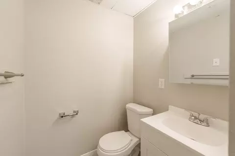 92 Woodside Ter, Springfield, MA 01108 photo 14
