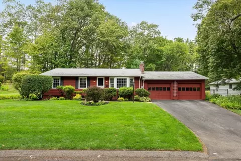 41 Valley Hl, Holden, MA 01520