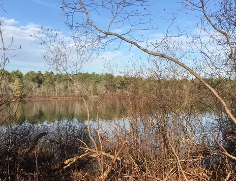 3 Michael Dr, Wareham, MA 02538