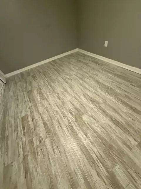 150 Cloran St, Springfield, MA 01109 photo 31