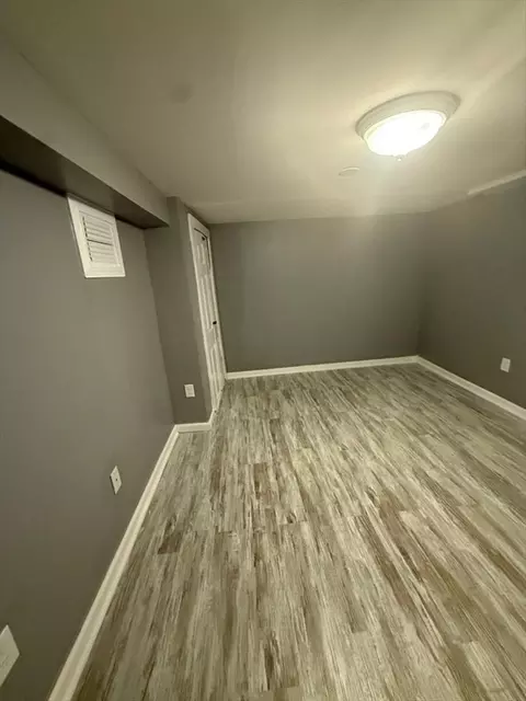 150 Cloran St, Springfield, MA 01109 photo 30