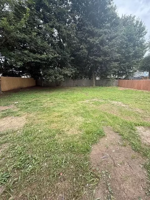 150 Cloran St, Springfield, MA 01109 photo 34