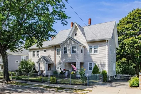 715-719 Truman Hwy, Hyde Park, MA 02136