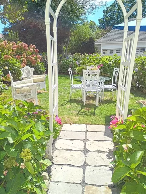 Exterior - 333 Langley St, Fall River, MA 02720 photo 6 of 7