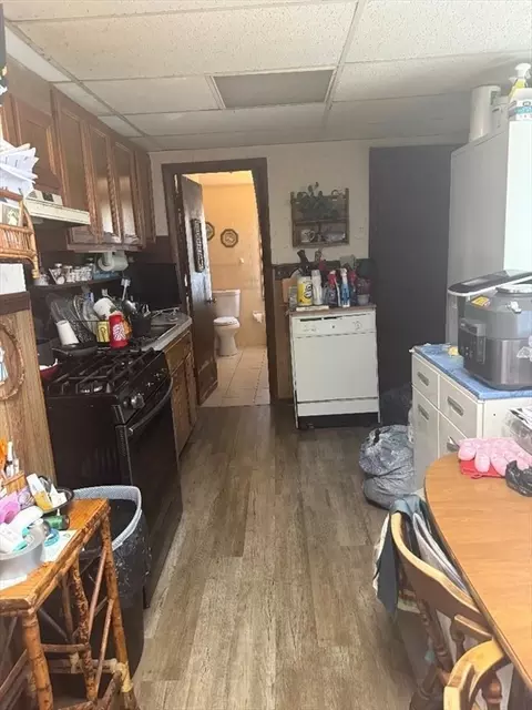 5 Grant St # -9, Springfield, MA 01109 photo 35