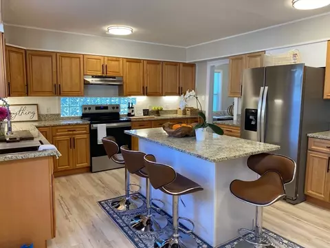 46 Crosby St, Webster, MA 01570 photo 9