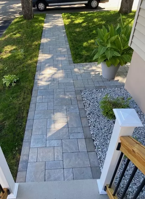 46 Crosby St, Webster, MA 01570 photo 4