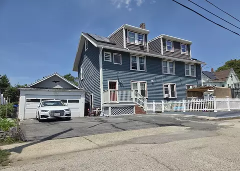 6 Almont St # -8, Methuen, MA 01844