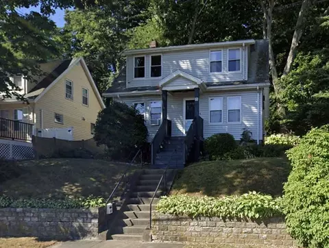 61 Whitford St, Roslindale, MA 02131