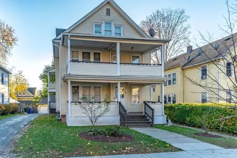 42-44 Narragansett St, Springfield, MA 01107