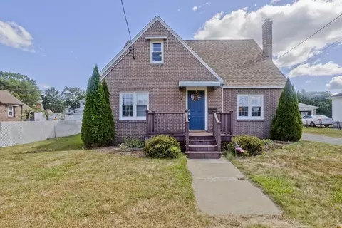 34 Williams St, Ludlow, MA 01056