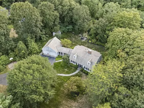 639 Main St, Hingham, MA 02043 photo 3