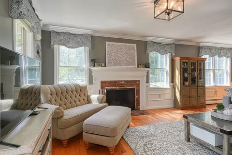 31 Garrison Grv, Lancaster, MA 01523 photo 11