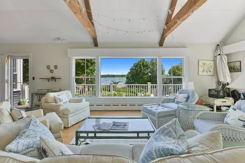 916 Main St, Cotuit, MA 02635 photo 11
