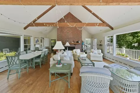 916 Main St, Cotuit, MA 02635 photo 12