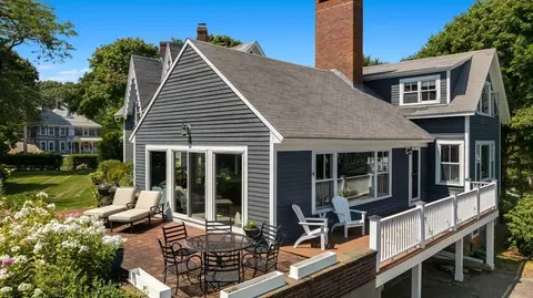 916 Main St, Cotuit, MA 02635 photo 7