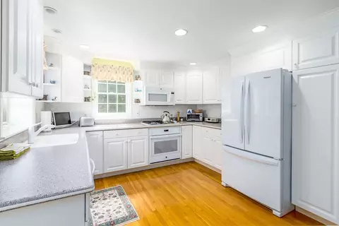 110 Marble Rd, Barnstable, MA 02630 photo 10