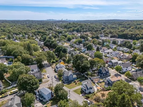 View/Area - 39 Pine St, Wakefield, MA 01880 photo 2 of 3