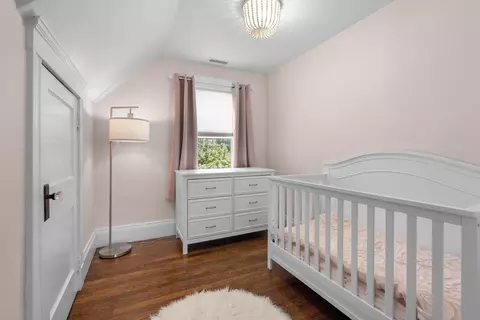 Bedroom - 39 Pine St, Wakefield, MA 01880 photo 3 of 4