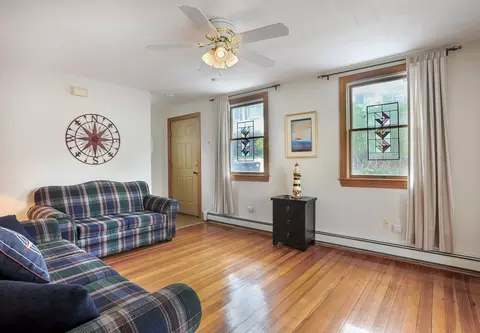 29 Bay St # -A, Hull, MA 02045 photo 3